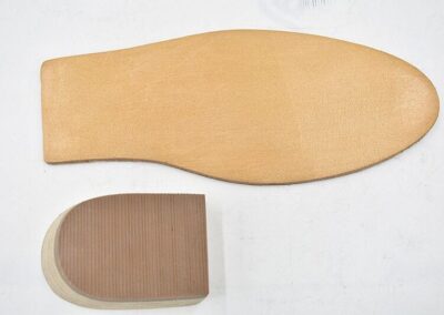 Antiskid rubber heel for heavy feet with sole